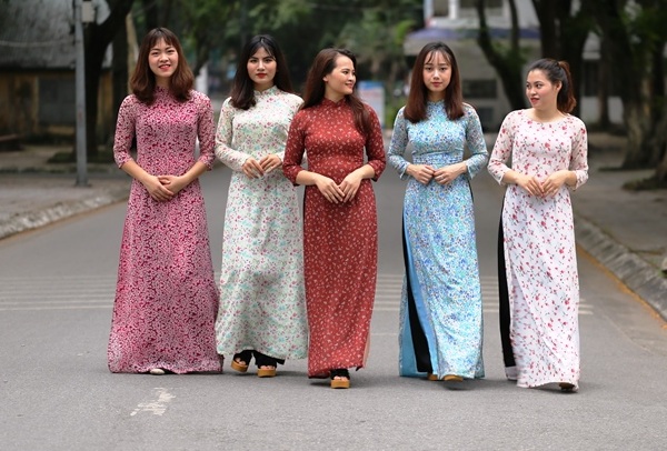 Giá thuê trang phục truyền thống các quốc gia châu Á