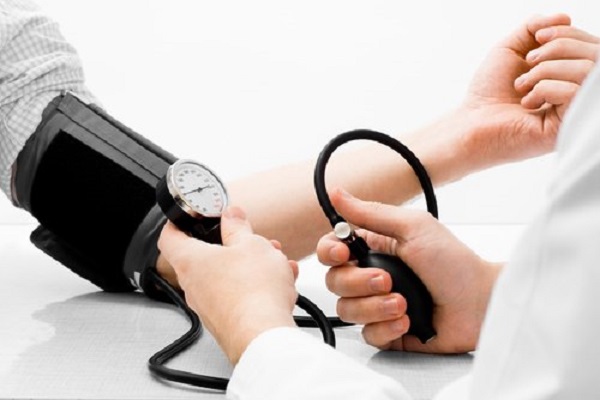 Triệu chứng và cách chữa bệnh tụt huyết áp