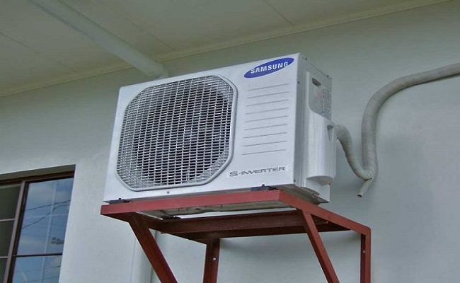 Cục nóng điều hòa để trong nhà có sao không?