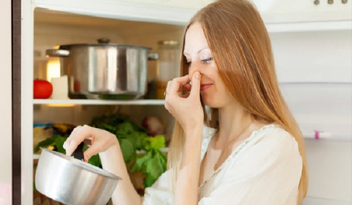 Nguyên nhân và cách khắc phục khi tủ lạnh có mùi hôi